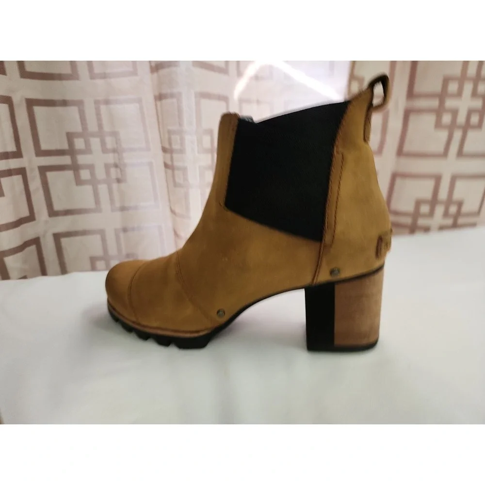 Sorel 8.5 Addington Chelsea Boot In Tobacco